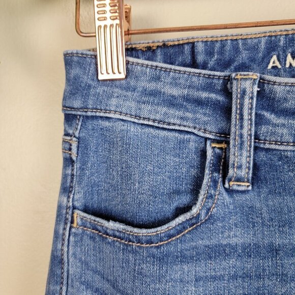 AE 0 Super Hi Rise Jegging Skinny American Eagle Medium Wash Stretch Jeans Short - Picture 2 of 13